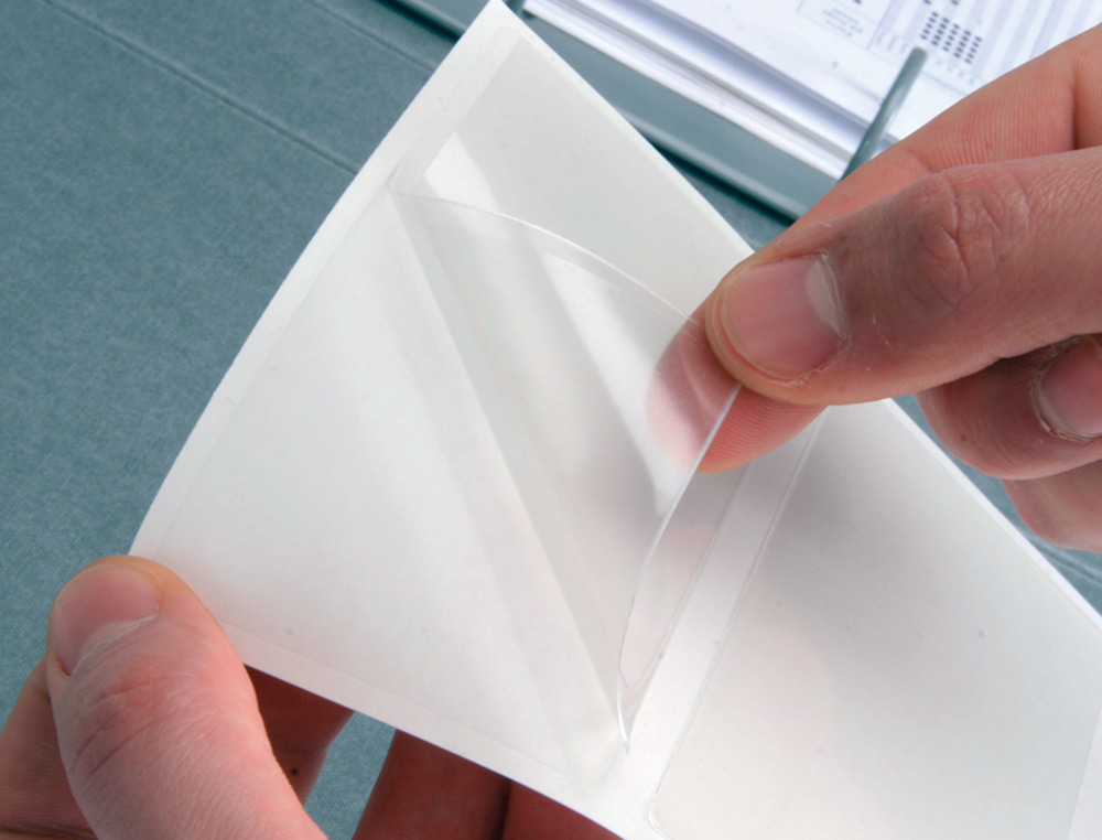 POCHETTE Q-CONNECT ADHSIVE POLYPROPYLNE TRANSPARENT 12/100E FORMAT A4 210X297MM SACHET 5 UNITS